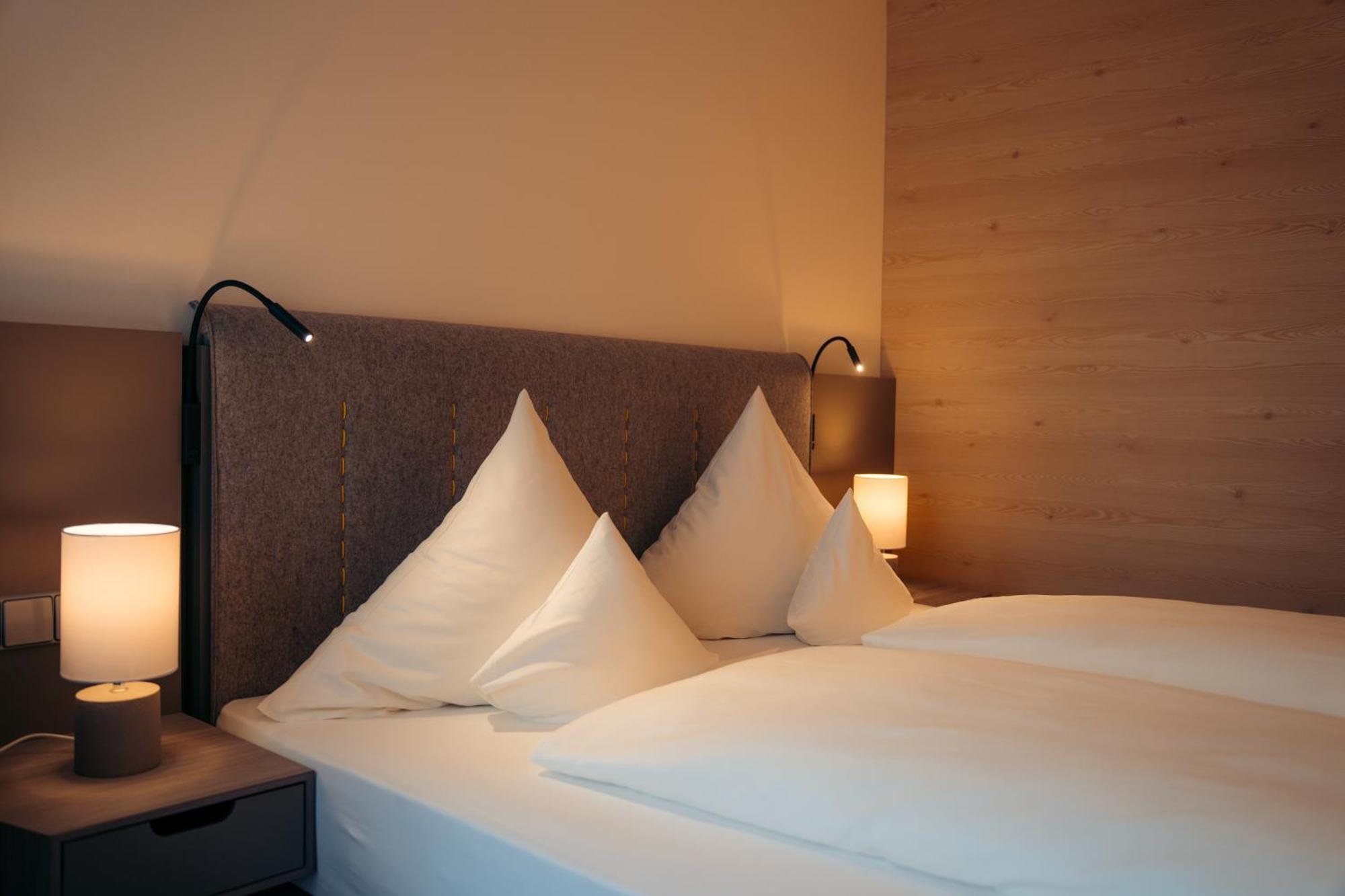 Parkhotel Flora Am 슈룩흐제 외부 사진