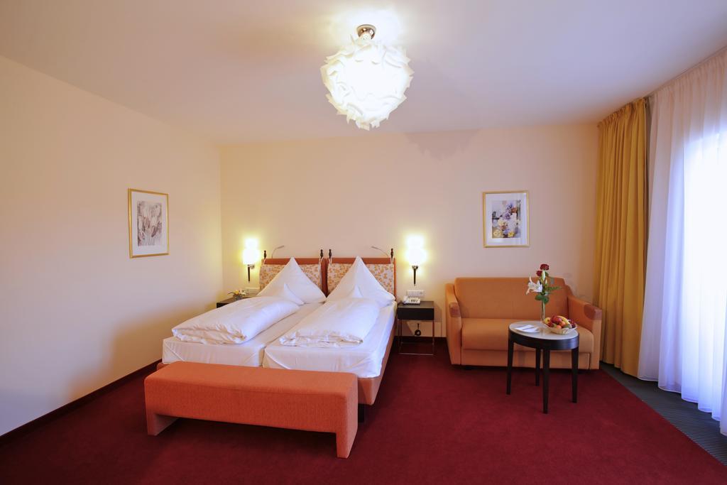Parkhotel Flora Am 슈룩흐제 객실 사진